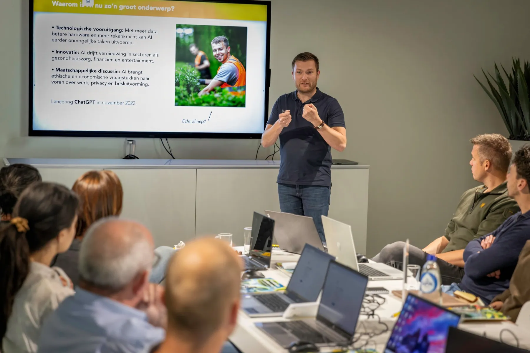 AI voor groenbedrijven, Roy tijdens een AI-training