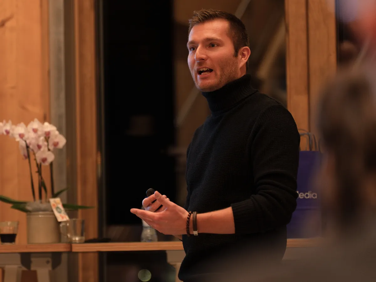 AI voor hoveniers, Roy tijdens een AI-training